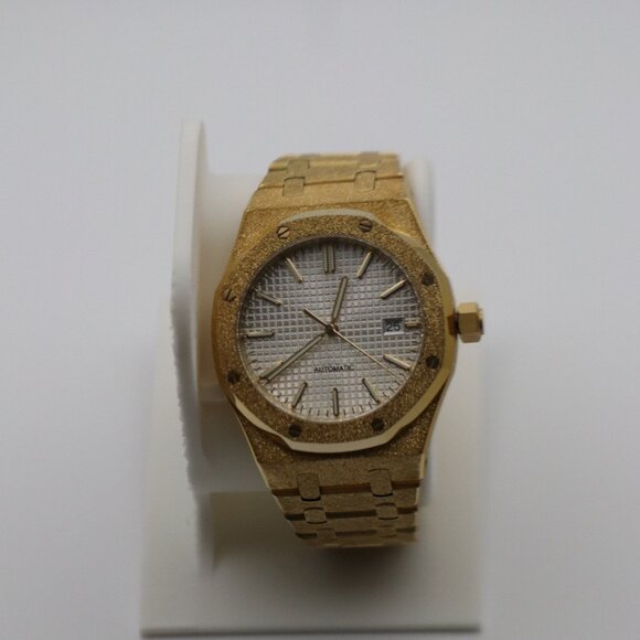 Frosted Gold ACE Watch | White Waffle Dial | Automatic | LOGA-LASS - Picture 1 of 5